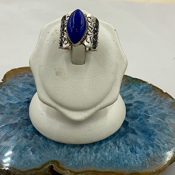 Vtg.(1980’s) Sterling Silver Ring Size 7 With Lapis Lazuli Gemstone Oval Shape - Picture 2 of 8
